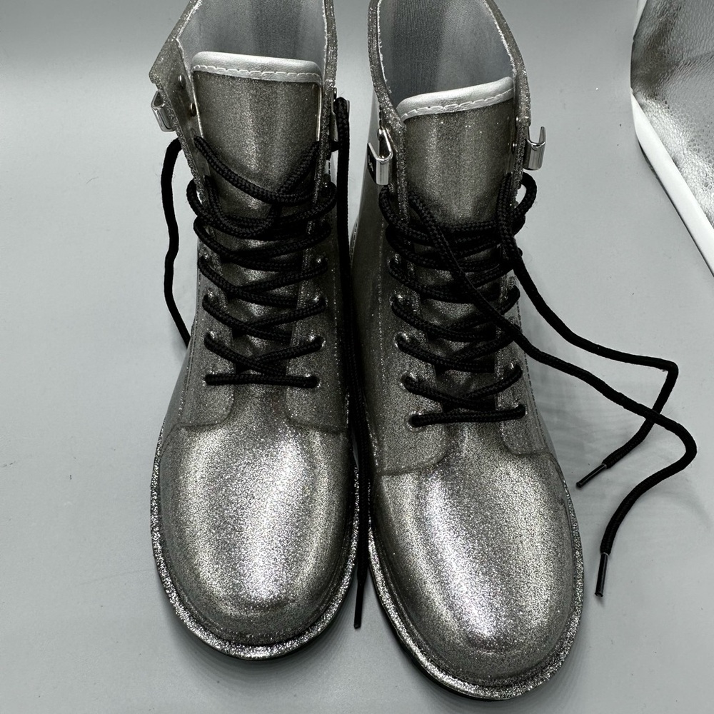 MK Michael Kors Tavie Combat Rain Boots 8